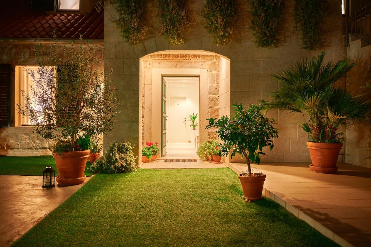 Lanterna Rooms Split Exterior photo