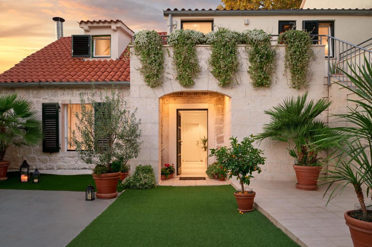 Lanterna Rooms Split Exterior photo