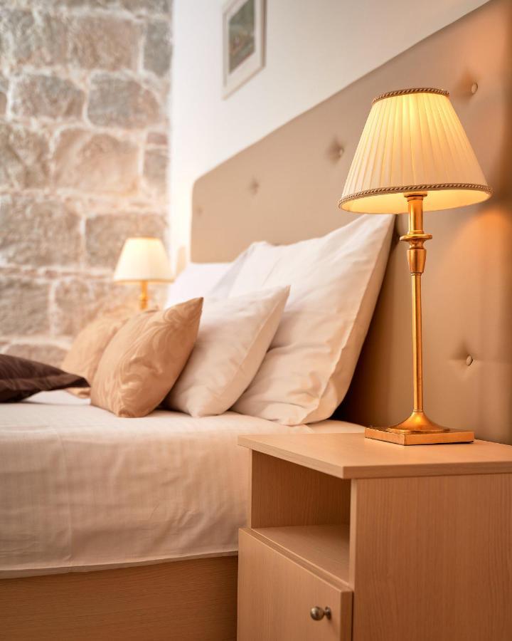 Lanterna Rooms Split Exterior photo