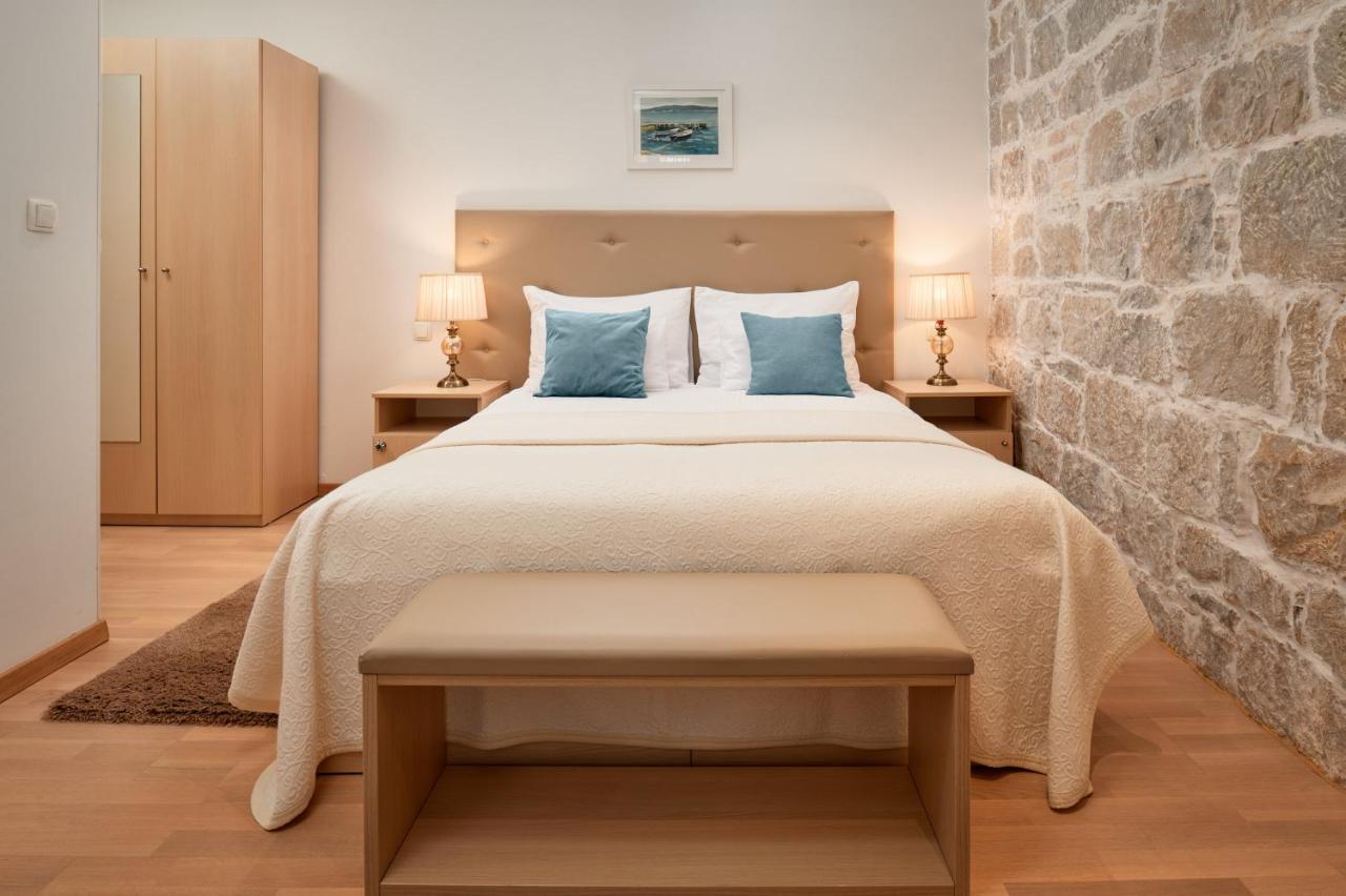 Lanterna Rooms Split Exterior photo