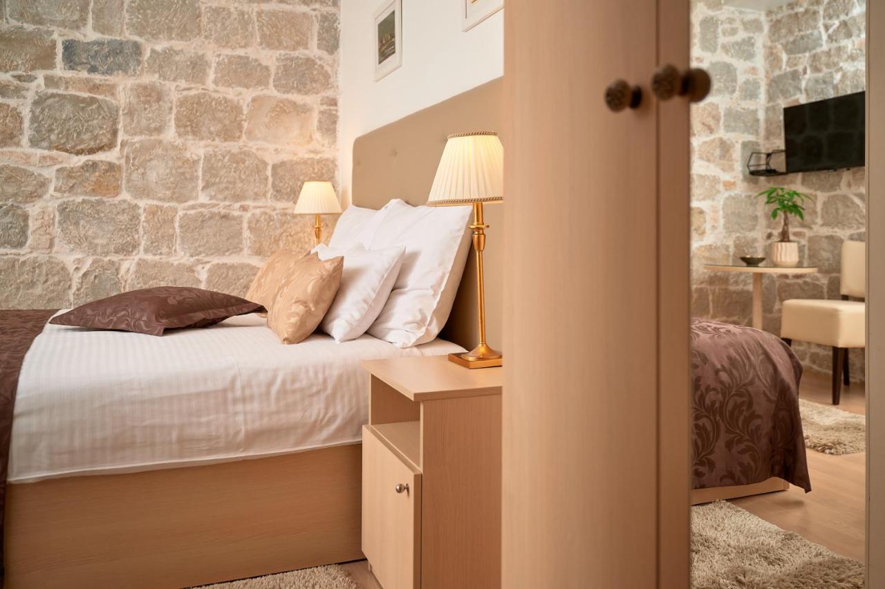 Lanterna Rooms Split Exterior photo